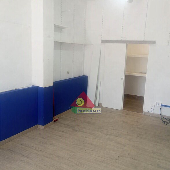 Immeuble residentiel dans Madrid, Madrid à vendre - Photo intérieure – Image 2 sur 4