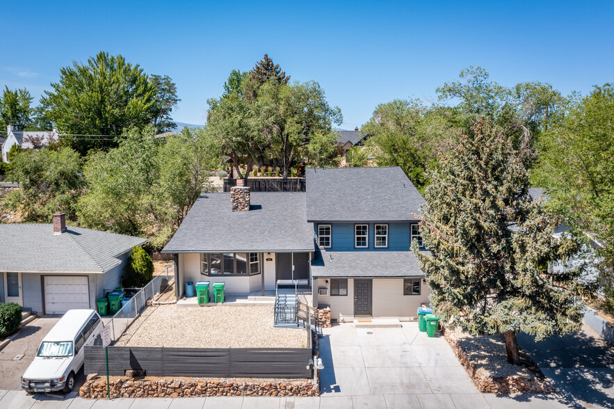 1449 Hillside Dr, Reno, NV à vendre - Photo principale – Image 1 sur 37