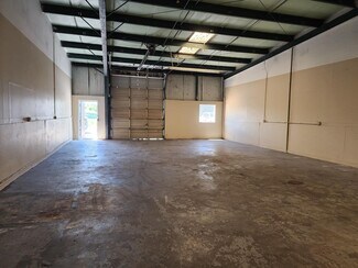 Plus de détails pour 13625 50th Way N, Clearwater, FL - Industriel/Logistique à louer