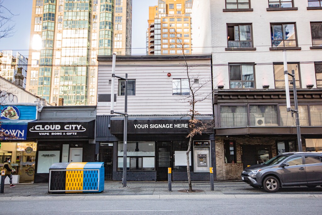 1167 Granville St, Vancouver, BC à louer Photo de l’immeuble– Image 1 sur 7