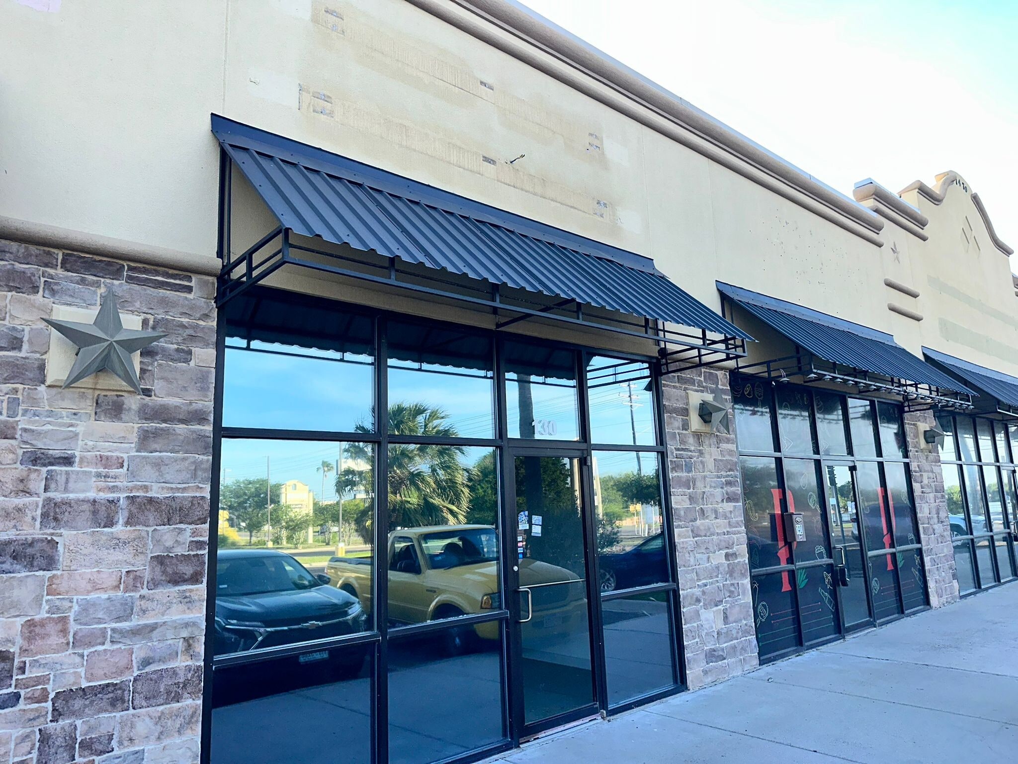 7490 Padre Island Blvd, Brownsville, TX à louer Photo de l’immeuble– Image 1 sur 5