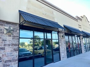 7490 Padre Island Blvd, Brownsville, TX à louer Photo de l’immeuble– Image 1 sur 5