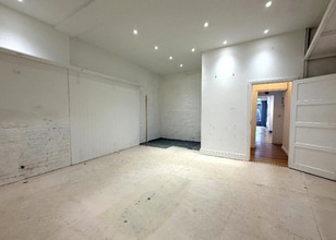 4-4A Fore St, Budleigh Salterton à louer Photo intérieure– Image 2 sur 6