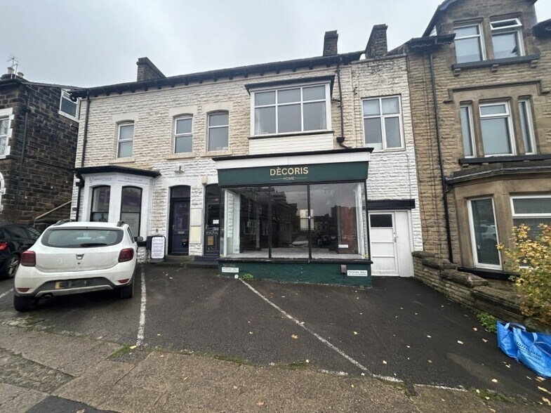 26 Mayfield Grv, Harrogate à louer - Photo de l’immeuble – Image 3 sur 9