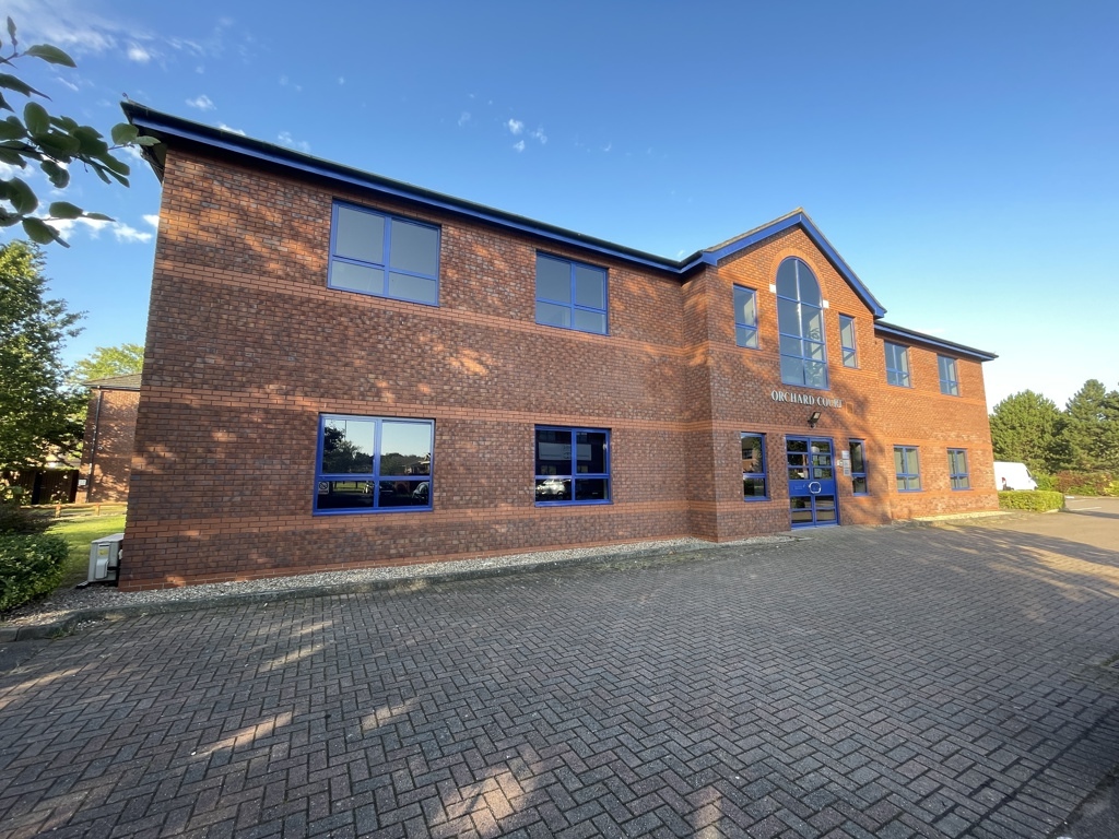 Harry Weston Rd, Coventry à louer Photo principale– Image 1 sur 8