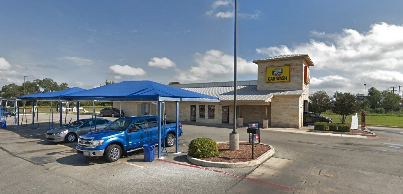 10623 Culebra Rd, San Antonio, TX à louer Photo de l’immeuble– Image 1 sur 6