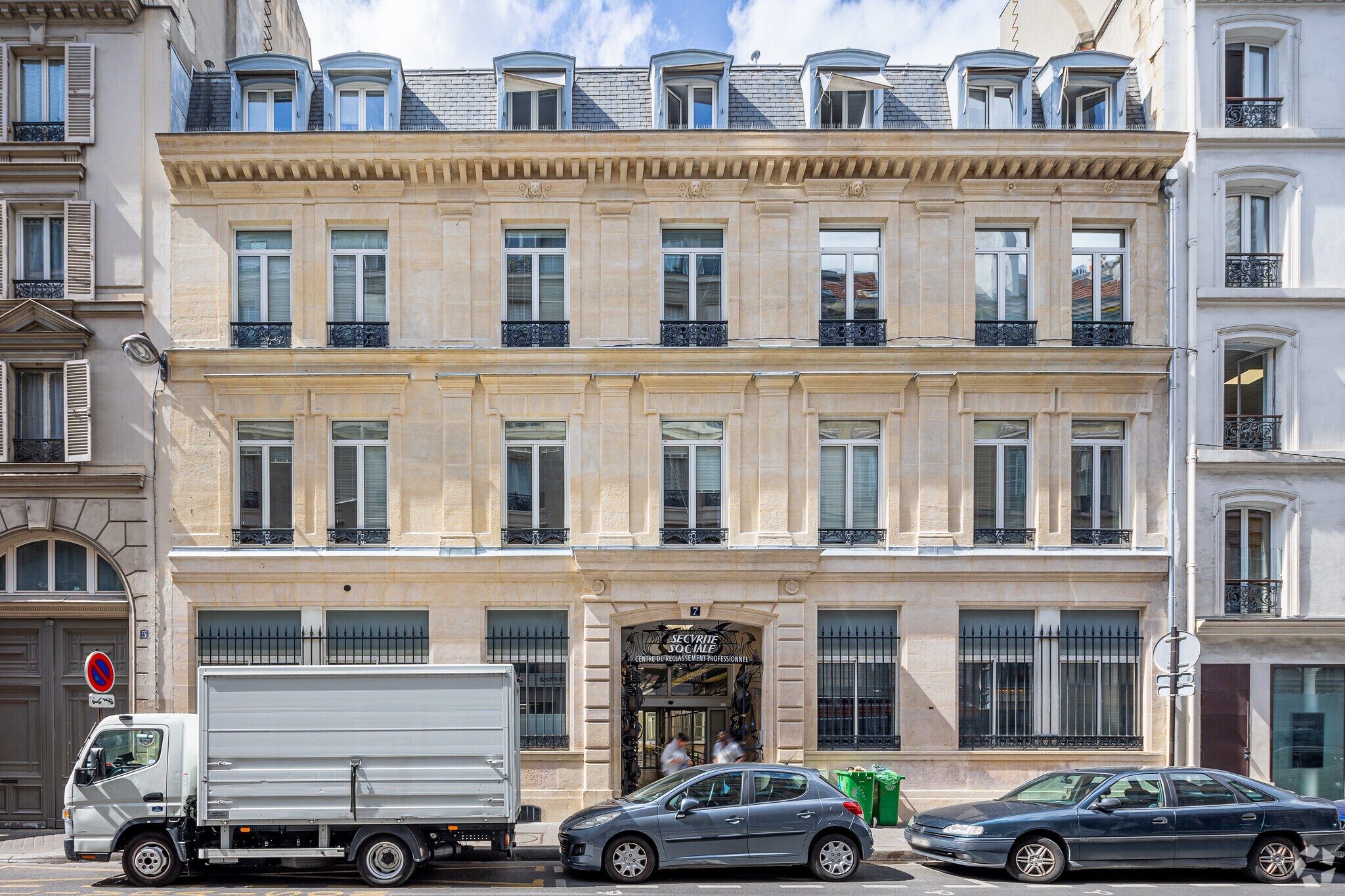 Rue Du Chateau D'Eau, Paris à vendre Photo principale– Image 1 sur 6