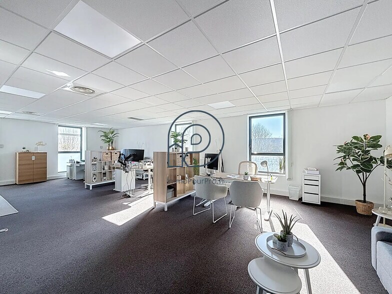 Bureau dans Villeneuve-d'Ascq à vendre - Photo de l’immeuble – Image 3 sur 6