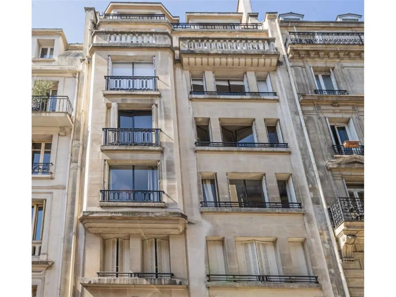 Bureau dans Paris à louer Photo de l’immeuble– Image 1 sur 13