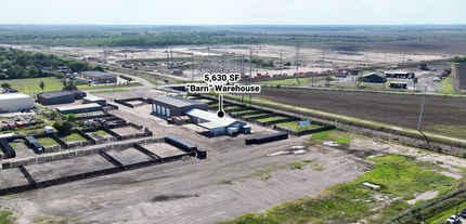 1420 Holly Road, Corpus Christi, TX à louer Photo de l’immeuble– Image 1 sur 3