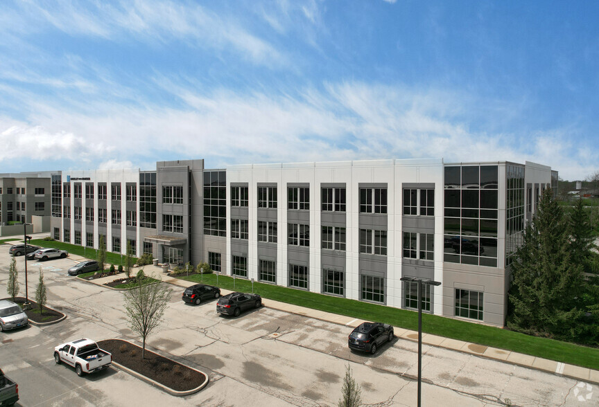 7820 Innovation Blvd, Indianapolis, IN à louer - Photo de l’immeuble – Image 3 sur 12