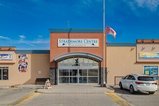 Plus de détails pour 320 2nd St, Strathmore, AB - Différents types d’espaces à louer