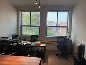 1467 N Elston Ave, Chicago, IL à louer Photo intérieure– Image 2 sur 3