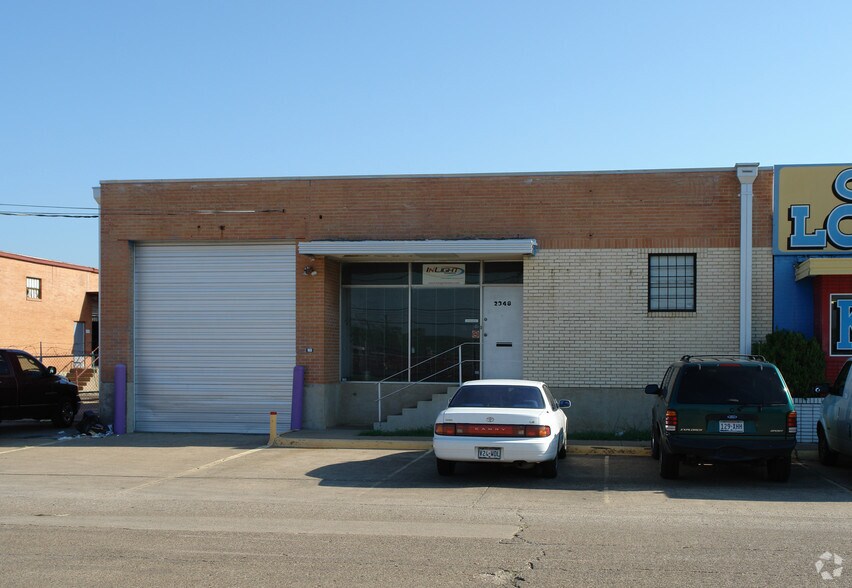 2348 Irving Blvd, Dallas, TX à vendre - Photo de l’immeuble – Image 3 sur 3
