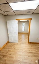 112 N University Rd, Spokane, WA à louer Photo intérieure– Image 1 sur 12