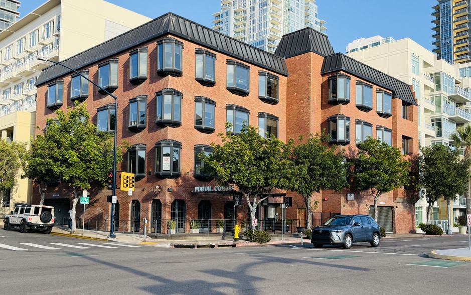 1495 Pacific Hwy, San Diego, CA à louer - Photo principale – Image 1 sur 11