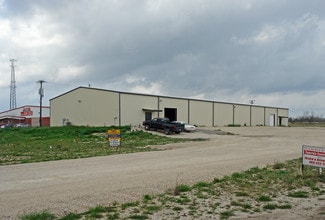 Plus de détails pour 1472-1482 Champion Rd, Terrell, TX - Industriel/Logistique à louer