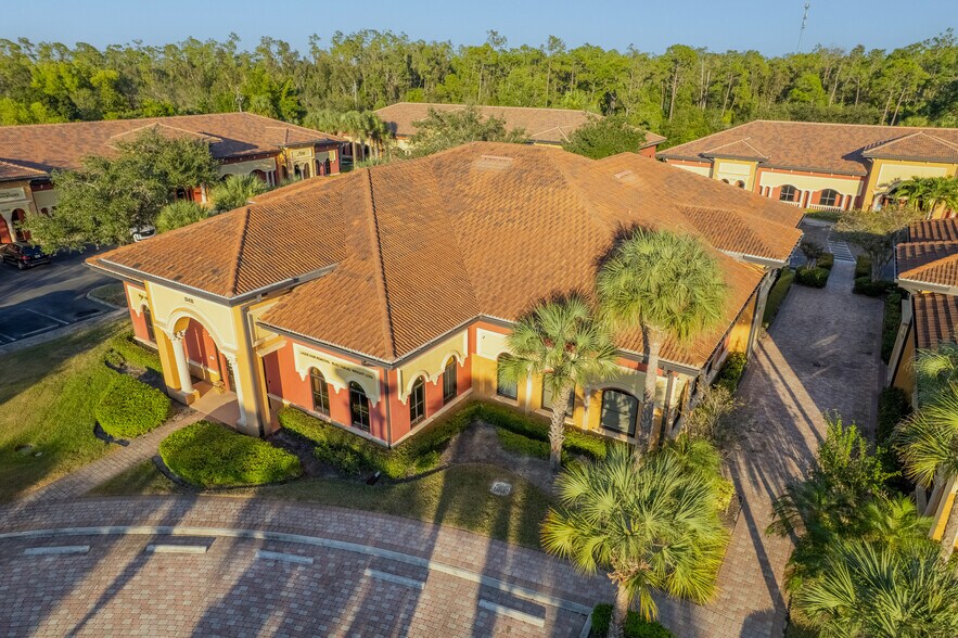 13421 Parker Commons Blvd, Fort Myers, FL à vendre - Photo de l’immeuble – Image 2 sur 11