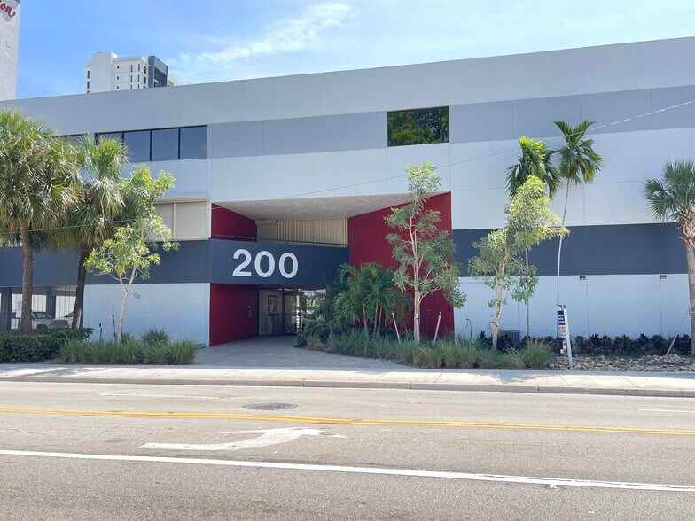200 N Andrews Ave, Fort Lauderdale, FL à louer - Photo de l’immeuble – Image 2 sur 43