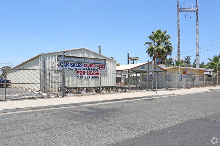 1308 W Iota Ave, Fresno, CA à louer - Photo principale – Image 1 sur 4