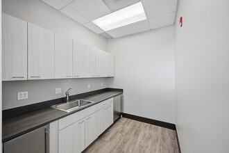 630 Plaza Dr, Highlands Ranch, CO à louer Photo intérieure– Image 2 sur 12