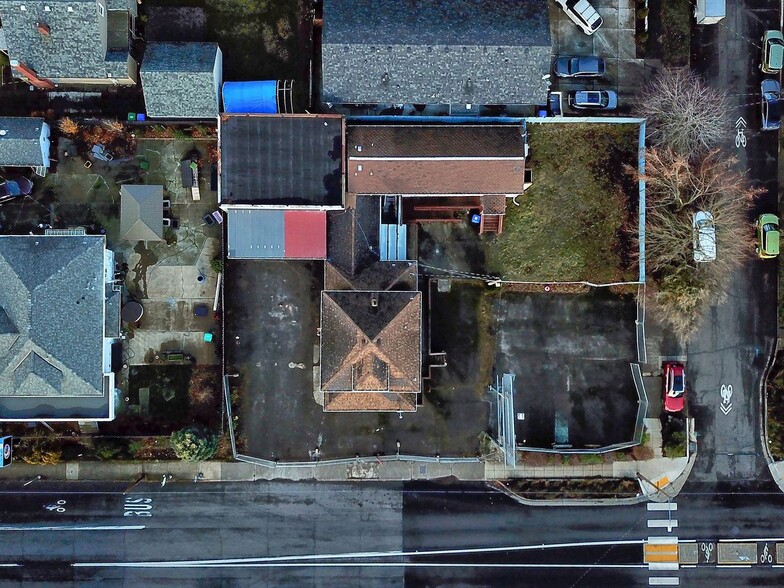 8523 SE Stark St, Portland, OR à vendre - Photo de l’immeuble – Image 2 sur 10