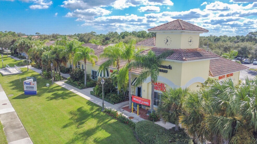 5683-5693 SE Crooked Oak Ave, Hobe Sound, FL à louer - Aérien – Image 3 sur 3
