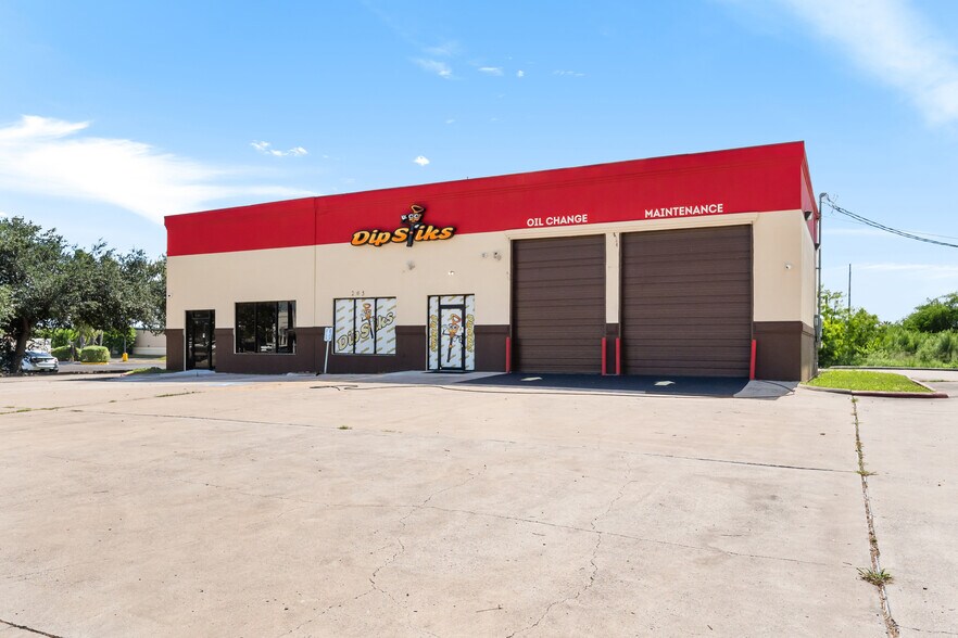 205 N Loop 499, Harlingen, TX à vendre - Photo de l’immeuble – Image 1 sur 23