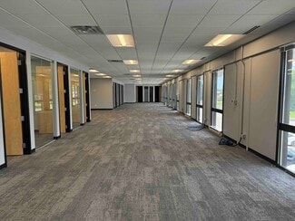Plus de détails pour 8030 Old Cedar Ave, Bloomington, MN - Bureau à louer