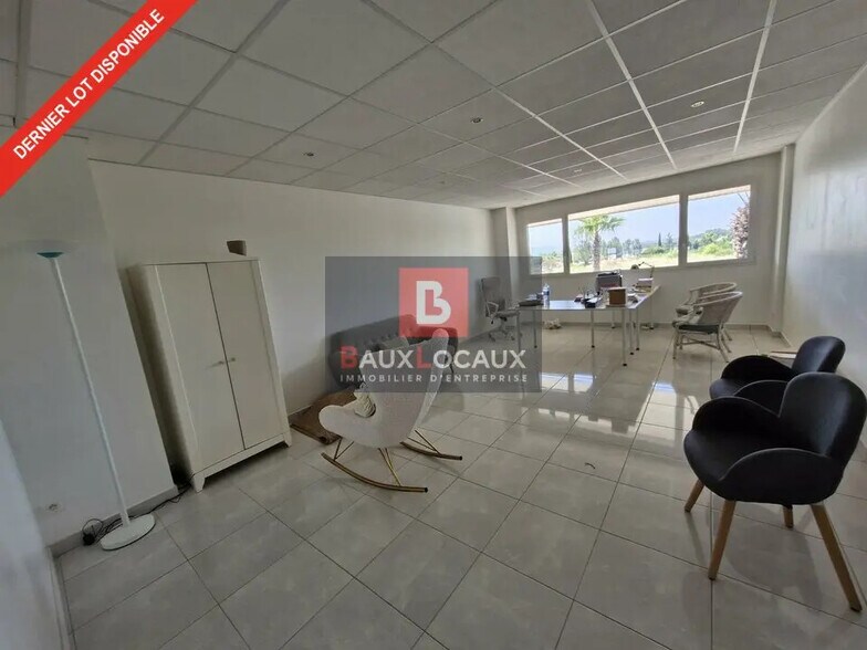 Local commercial dans Éguilles à louer - Photo de l’immeuble – Image 1 sur 10