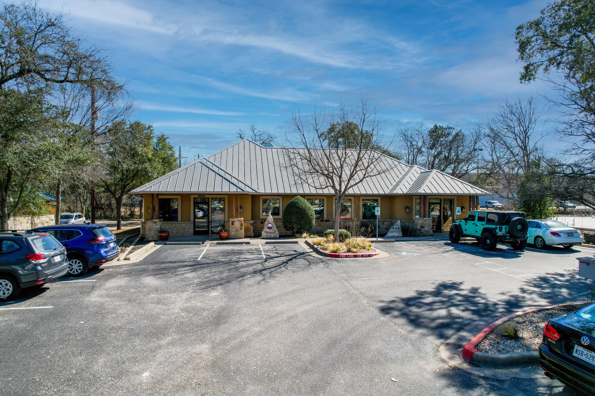 10125 Lake Creek Pky, Austin, TX à louer Photo de l’immeuble– Image 1 sur 19