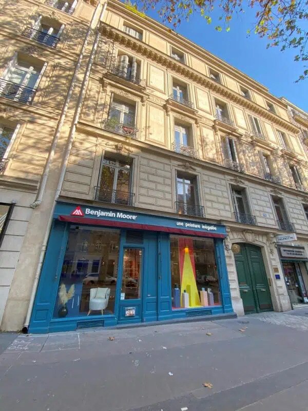 Local commercial dans Paris à louer Photo de l’immeuble– Image 1 sur 8