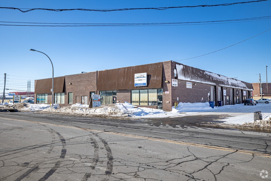 1455-1475 Rue Cunard, Laval, QC à louer - Photo principale – Image 1 sur 4