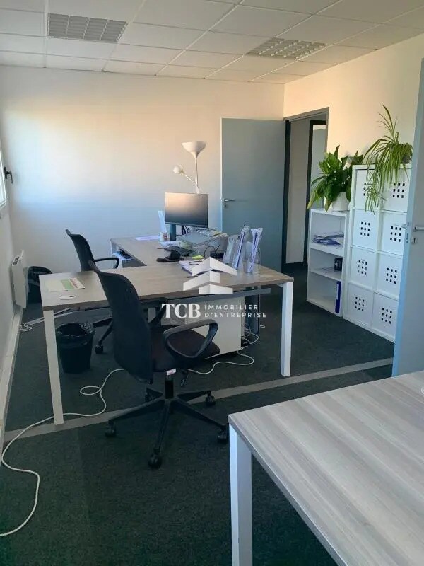 Plus de détails pour Bureau à louer