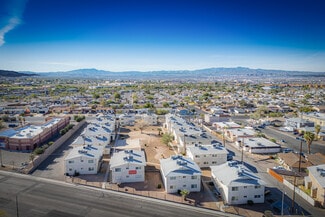 Plus de détails pour 730 Center St, Henderson, NV - Logement à vendre