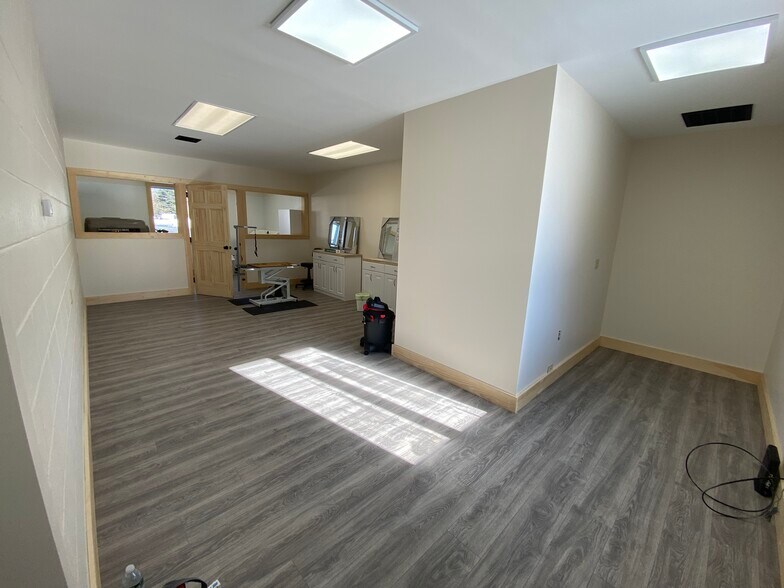 461 Bantam Rd, Litchfield, CT à louer - Photo de l’immeuble – Image 2 sur 6