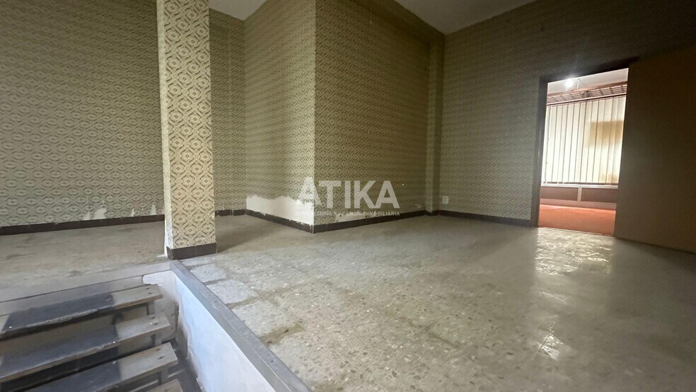 Local commercial dans Ontinyent à louer - Photo de l’immeuble – Image 3 sur 8