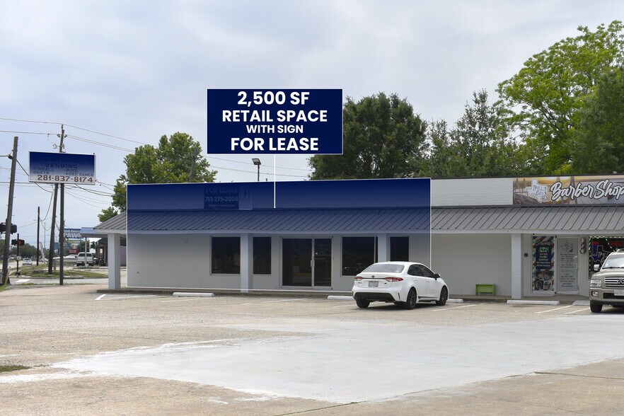2801 N Alexander Dr, Baytown, TX à louer - Photo de l’immeuble – Image 2 sur 10