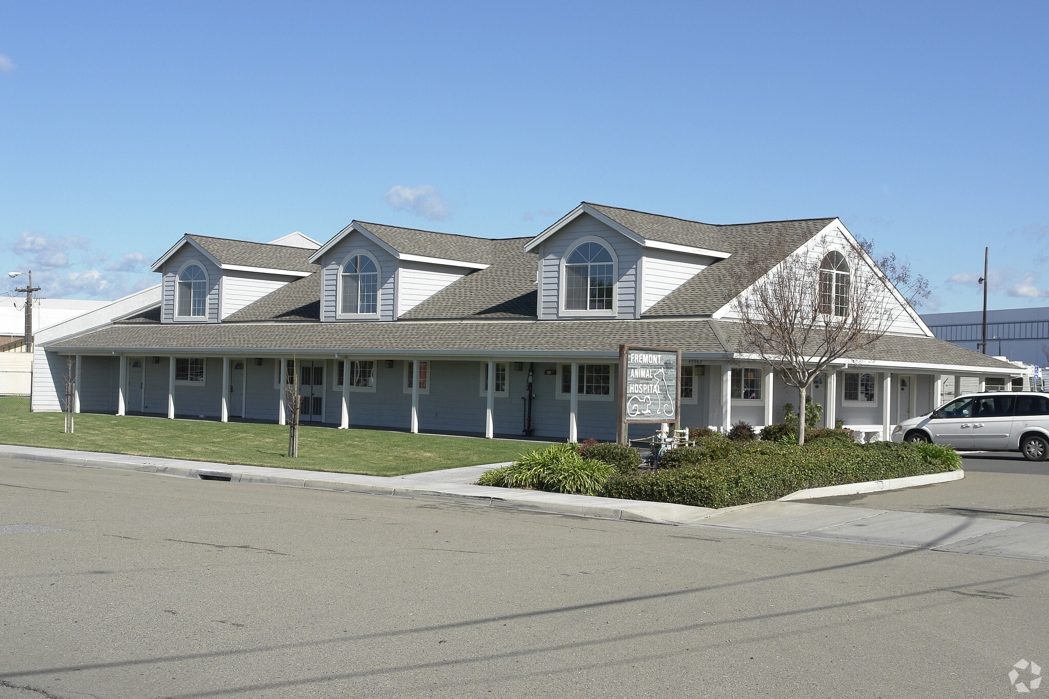 45962-45968 Warm Springs Blvd, Fremont, CA à vendre Photo principale– Image 1 sur 18