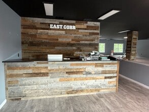 1344 E Cobb Dr, Marietta, GA à louer Photo intérieure– Image 2 sur 22