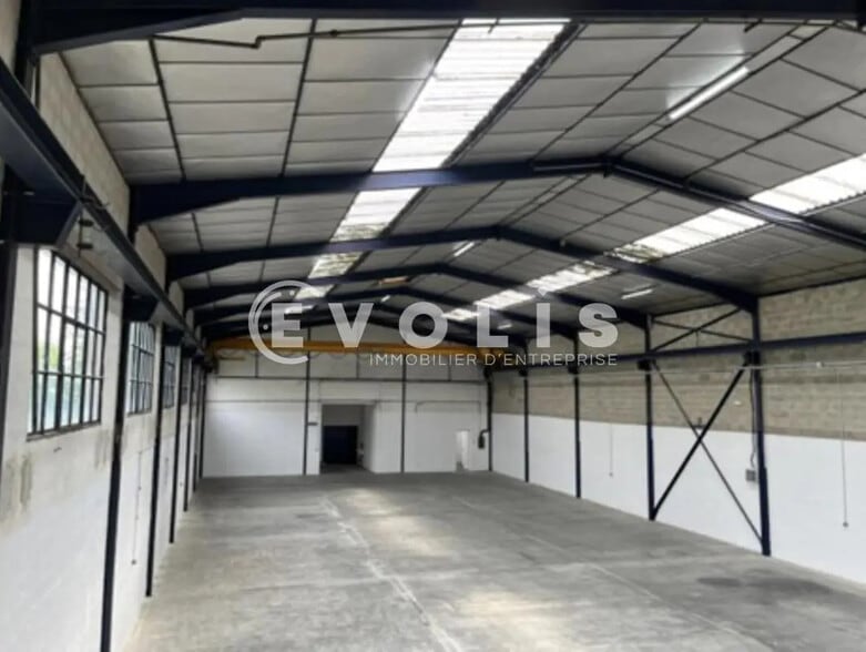 Local d’activités dans Morangis à louer - Photo intérieure – Image 3 sur 5