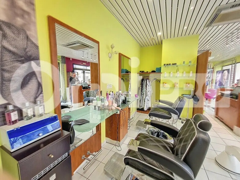 Local commercial dans Montluçon à vendre - Photo intérieure – Image 2 sur 9