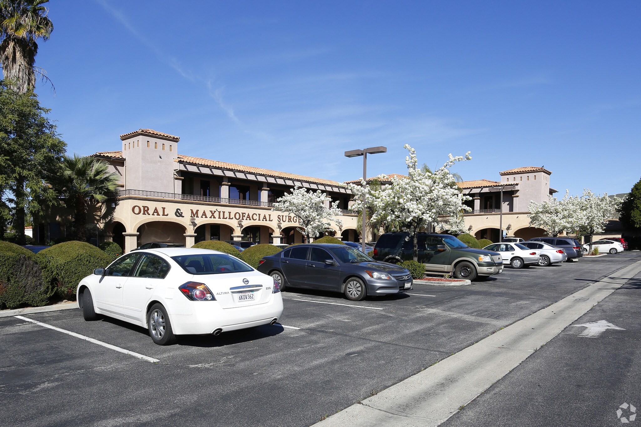 265 San Jacinto River Rd, Lake Elsinore, CA à louer Photo principale– Image 1 sur 6