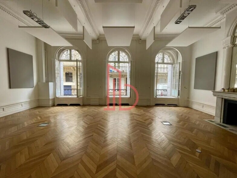 Bureau dans Bordeaux à louer - Photo intérieure – Image 2 sur 6