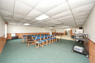 6902 Cook Rd, Houston, TX à louer Photo de l’immeuble– Image 1 sur 6