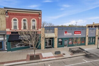 Plus de détails pour 162-170 W Main St, Whitewater, WI - Local commercial à vendre