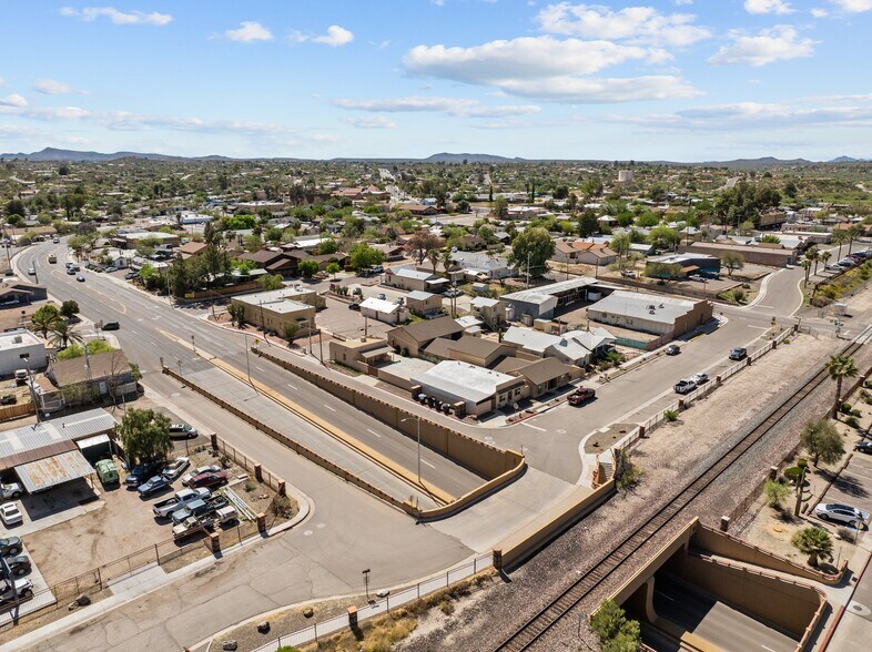 10 N Washington St, Wickenburg, AZ à vendre - Photo de l’immeuble – Image 3 sur 31