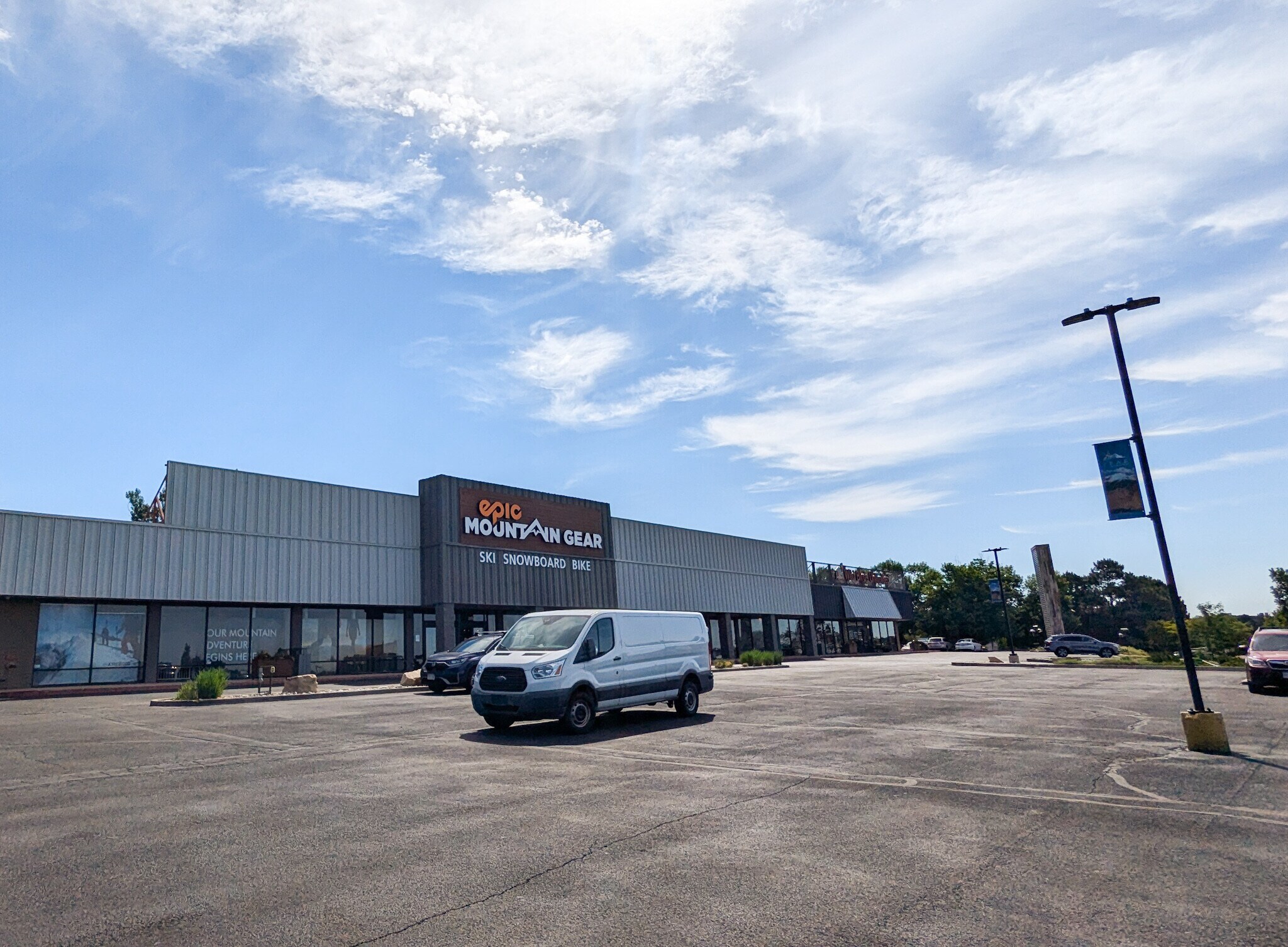 2340-2360 Montebello Square Dr, Colorado Springs, CO à louer Photo principale– Image 1 sur 10