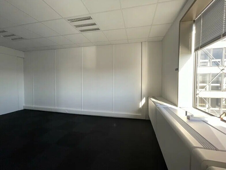 Bureau dans Le Havre à louer - Photo de l’immeuble – Image 3 sur 5