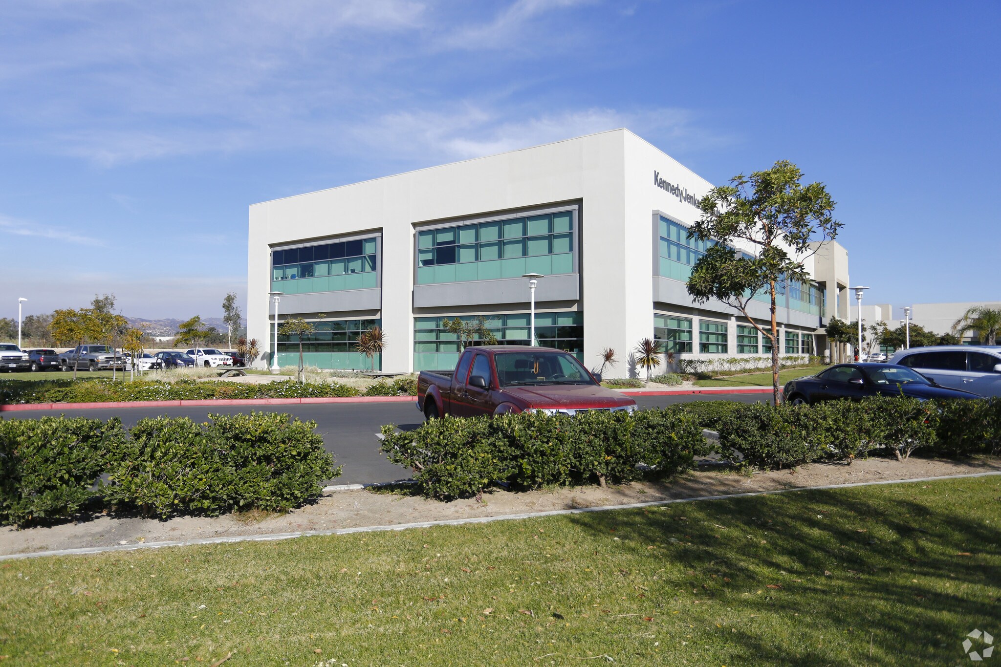 2775 N Ventura Rd, Oxnard, CA à louer Photo principale– Image 1 sur 21